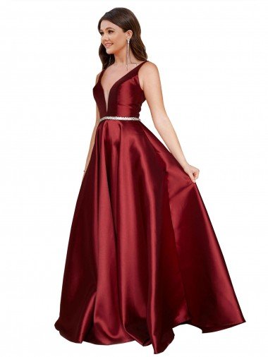 Sleeveless Deep V-Neck A-Line Formal Satin Bridesmaid Dress / Prom Dress with Pockets Canada